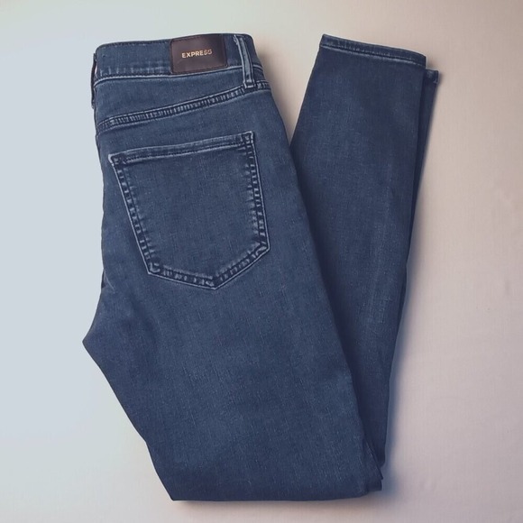 Express Denim Jeans Size 6 Mid Rise Skinny Leg Medium Wash - Picture 1 of 10